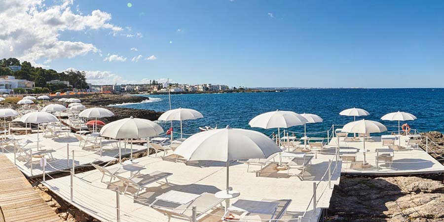 Unwinding in scenic bases in southern Italy