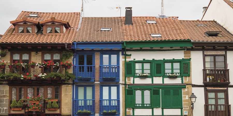 Staying in the colourful Basque coastal town of Hondarribia
