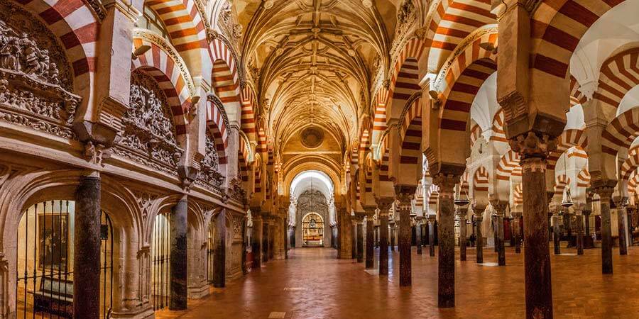 Exploring the ancient city of Córdoba
