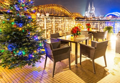 Relax aboard our luxury ships 